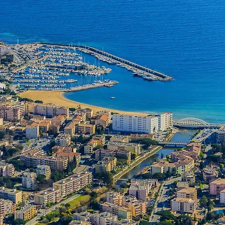 Les Balcons Fleuris * سانت ماكسيم